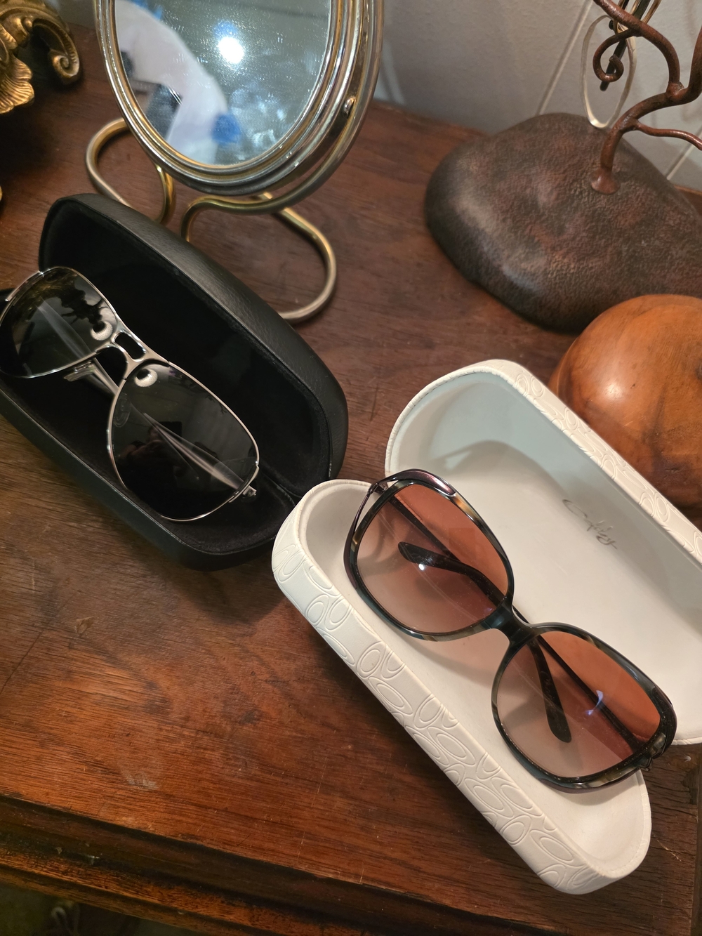 2 Pairs Women's Oakley Teal/Brown Tortoise Gradient & Silver Aviator Sunglasses